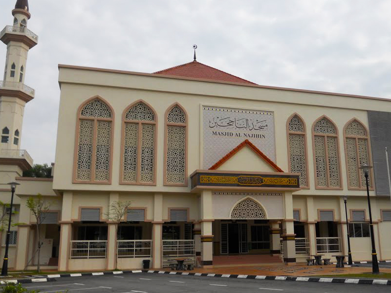 Menaiktaraf Masjid Al-Najihin